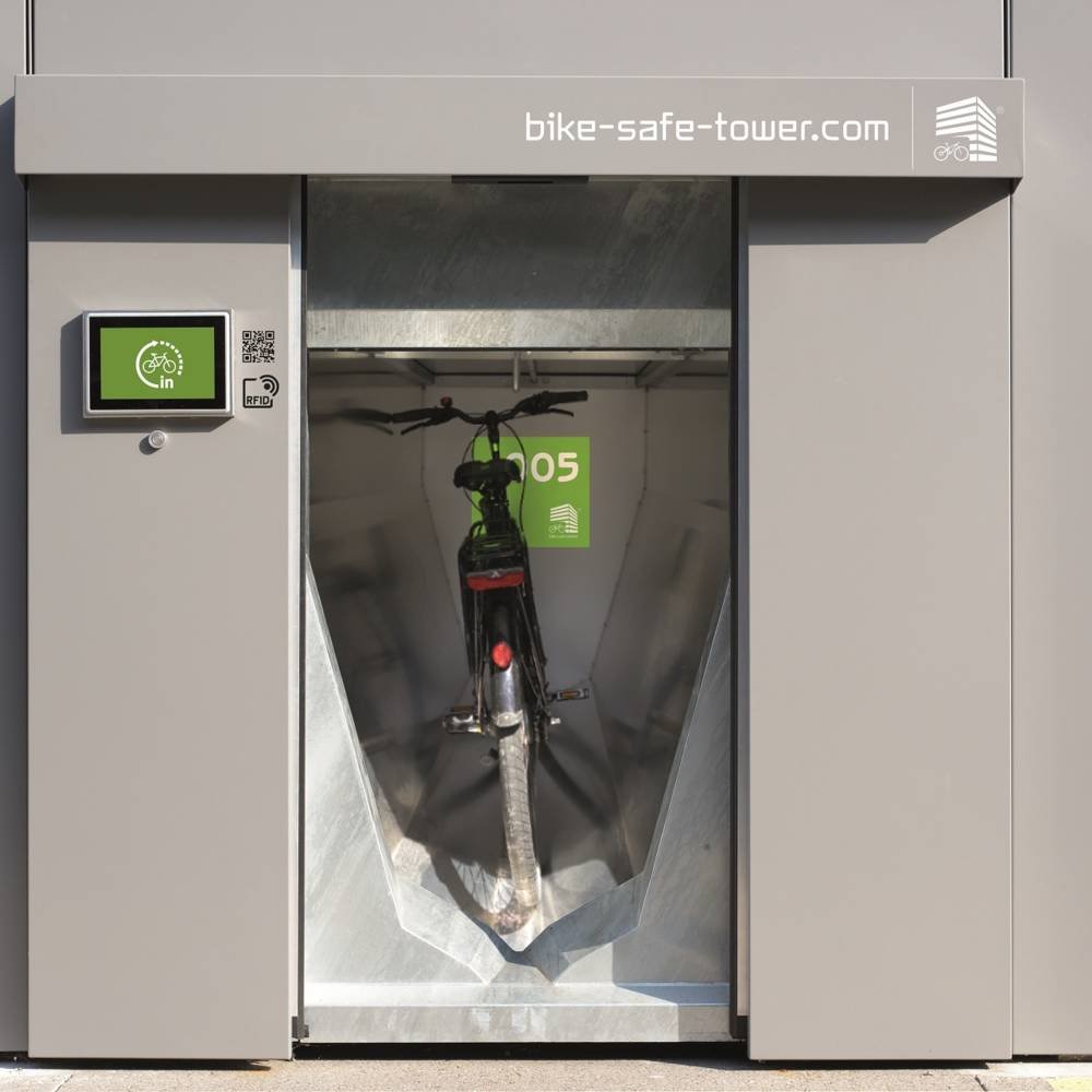 DSC_5562-DOOR-DESIGN-open-Bike-Safe-Tower-Copyright-by-Rolf-Liener-530323e1