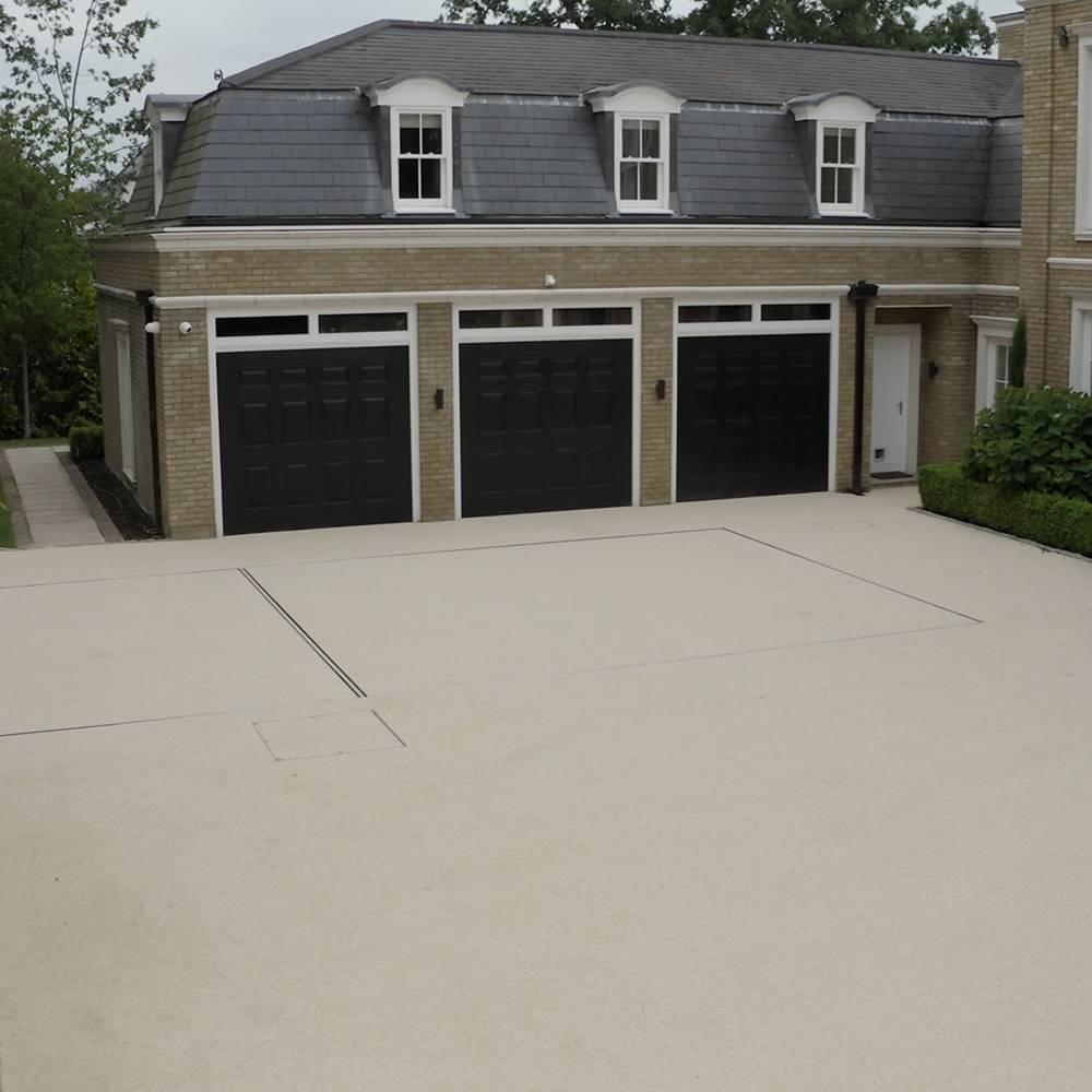 Oxshott main cut final 4K.00_00_36_12.Standbild013-a202da72